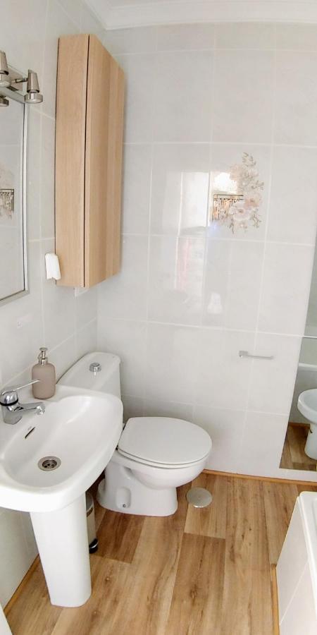 Apartment Casa Vistas A Trafalgar Solo Familias O Parejas - Parking Privado Opcional - Conil De La Frontera